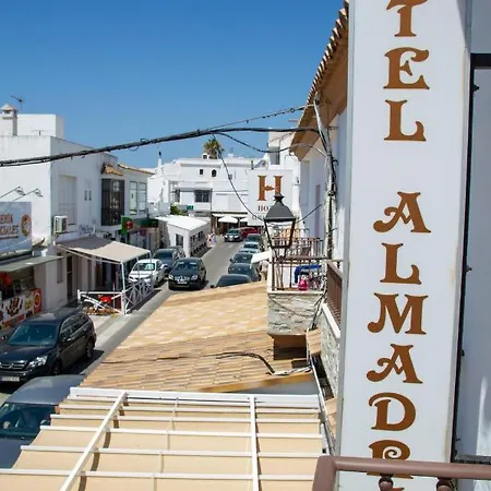 Hotel Almadraba *